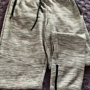 Buckle Department West sweat suit